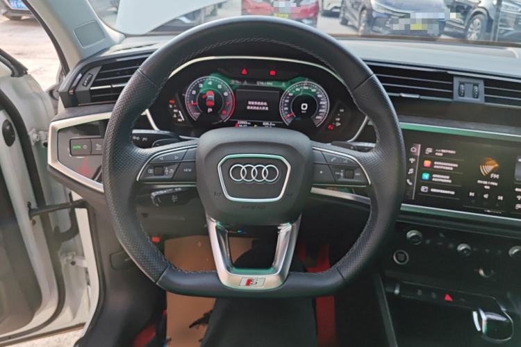Used Audi Q3 Sportback 2023 40 TFSI Fashion Model Steering Wheel