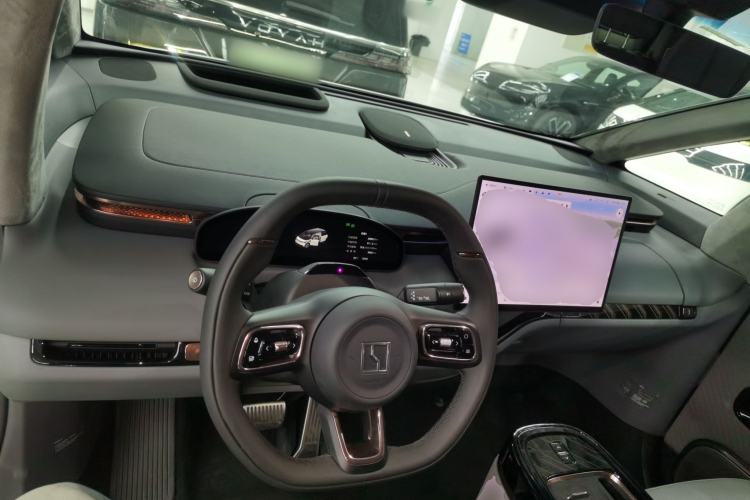 Used Zeekr MIX 2025 Intelligent Driving Version
