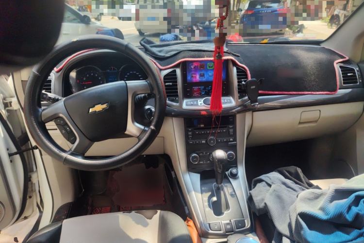 Used Chevrolet Captiva 2015 2.4L 4x4 Luxury Edition 5 Seats
