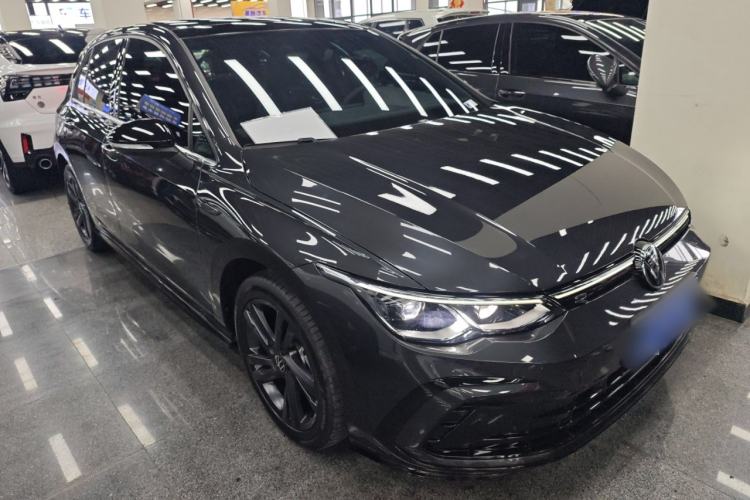 Used Volkswagen Golf 2023 Facelift 280TSI DSG R-Line Lite Front Right 45 Deg