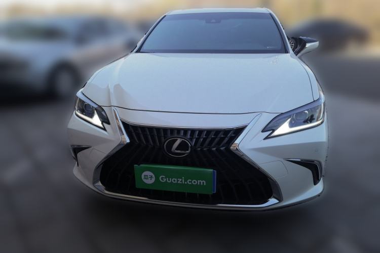 Used Lexus ES 2024 200 Premium Edition Front