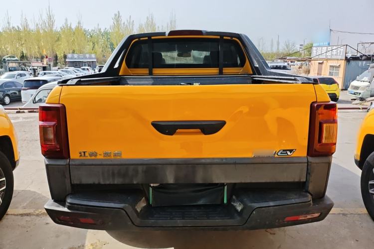 Used JMC Yuhu EV 2022 4x2 LX JX1032PSEF5BEV
