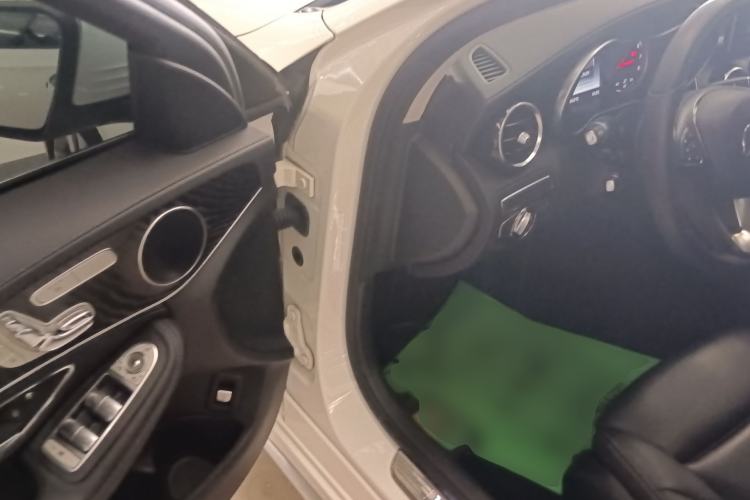 Used Mercedes-Benz C-Class 2016 C 200 L 4MATIC Sport Edition Driver Seat