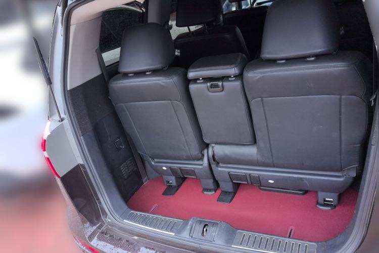 Used Honda Elysion 2012 2.4L VTi-S Prestige Edition Trunk