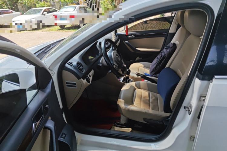 Used Volkswagen Jetta 2013 1.6L Manual Comfort Model Left Front Seat