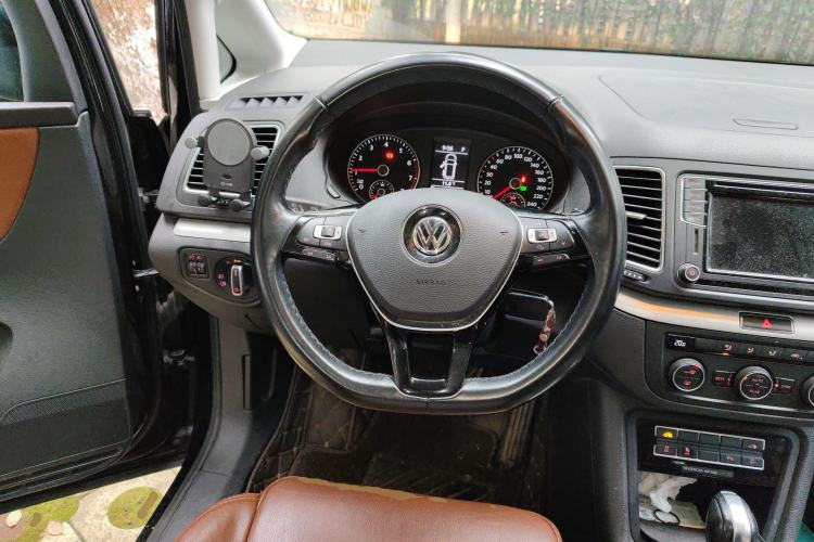 Used Volkswagen Sharan 2016 380TSI Comfort Edition 7-Seater
