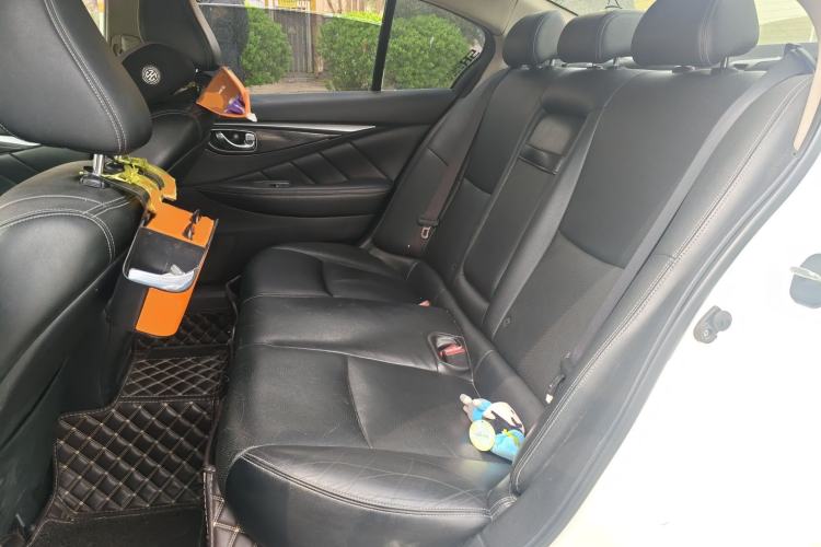 Used Infiniti Q50L 2016 2.0T Enjoyment Edition
