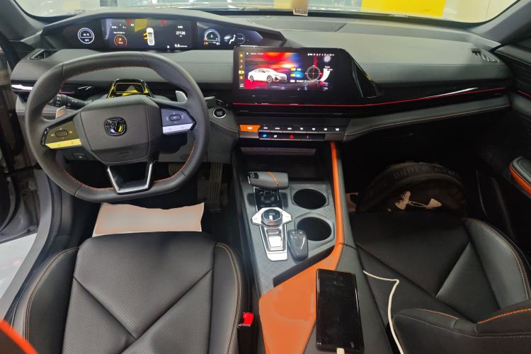 Used CHANGAN UNI-V 2022 1.5T Prestige Version