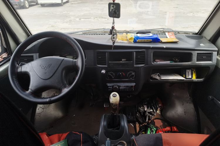 Used Wuling Zhiguang 2010 1.0L Liye Edition Center Console