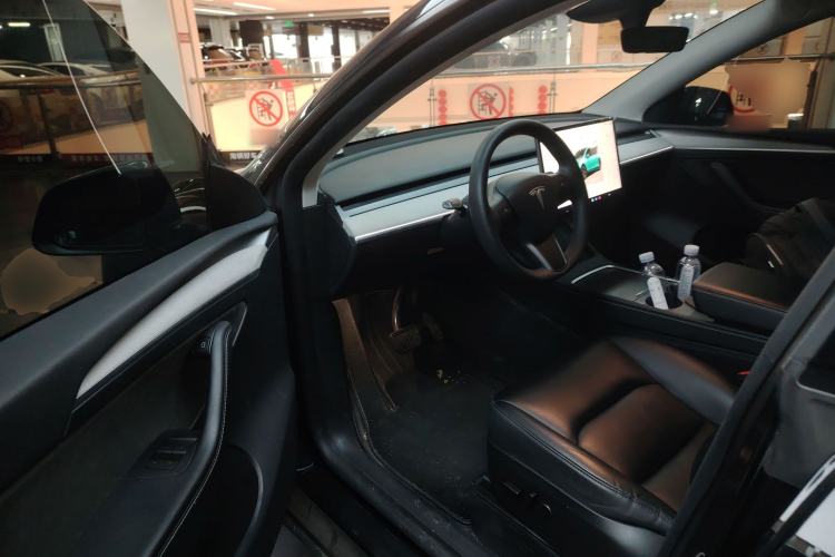 Used Tesla Model Y 2024 Rear-Wheel-Drive Version