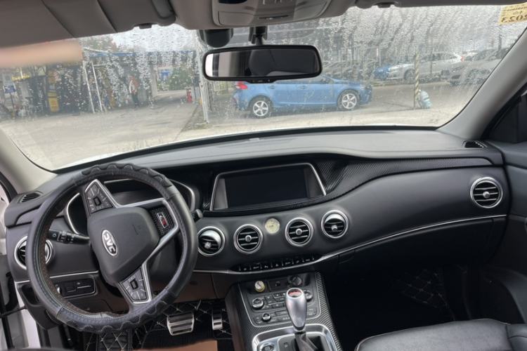 Used JAC Refine S7 2017 2.0T Automatic Luxury Smart Version