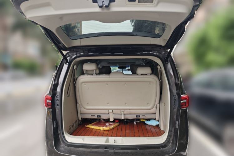 Used Buick GL8 2020 Land Business Class 652T Luxury Model Trunk