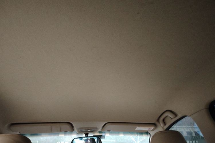 Used Baojun 730 2014 1.5L manual Comfort version 7 seats