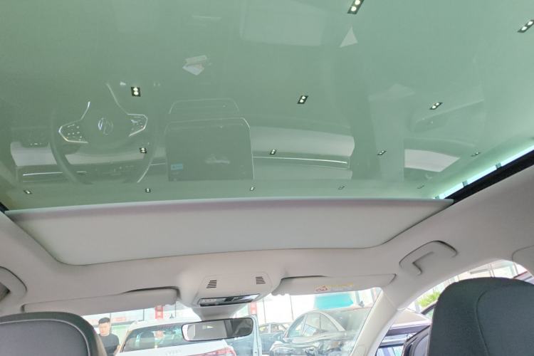 Used Volkswagen ID.7 VIZZION 2024 AIR model Headliner