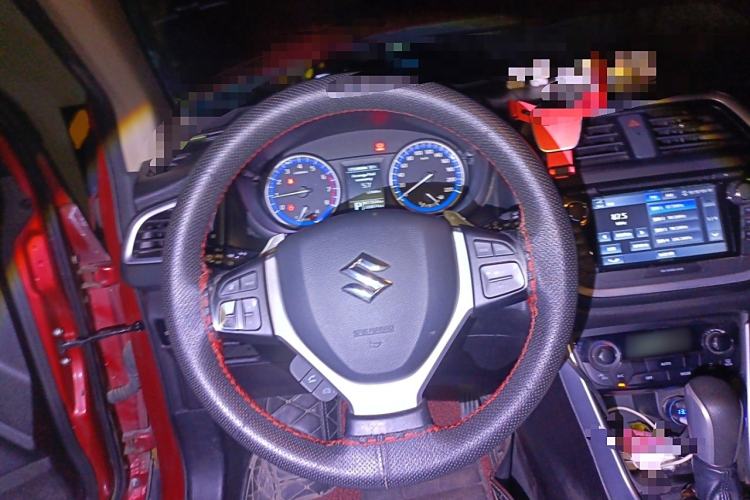 Used Suzuki S-Cross 2014 1.6L CVT Four-Wheel Drive Luxury Version
