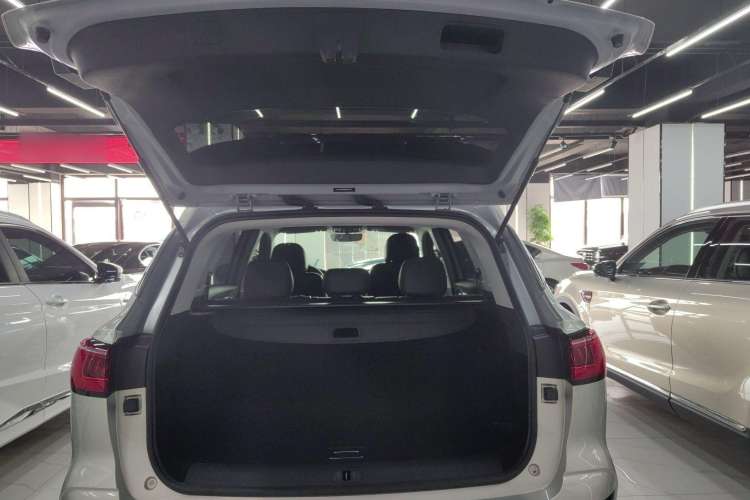 Used Roewe RX5 MAX 2021 Supreme Series 400TGI Automatic Luxury Cabin Edition