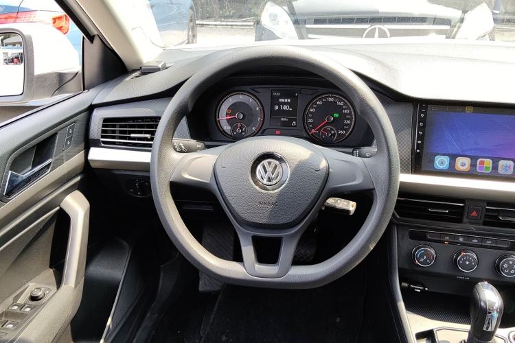 Used Volkswagen Lavida 2019 1.5L Automatic Fashion Edition China VI Steering Wheel
