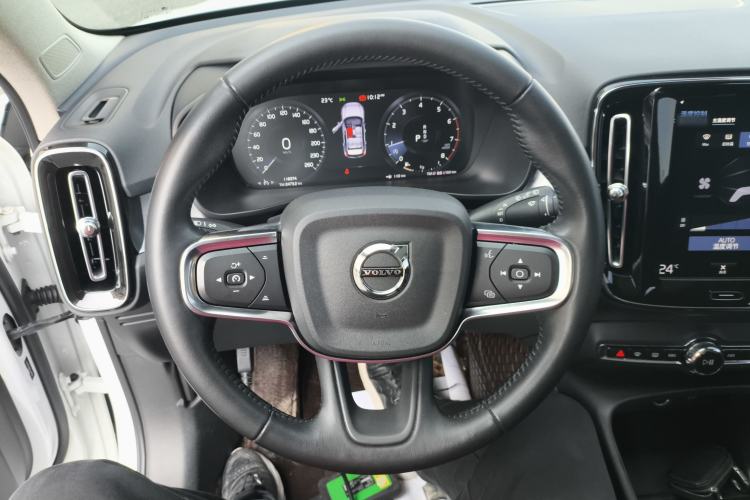 Used Volvo XC40 2021 T3 Smart & Stylish Edition Steering Wheel