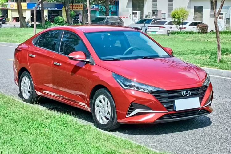 Used Hyundai Verna (new generation) 2020 1.4L CVT GLS Cool Edition Exterior 10
