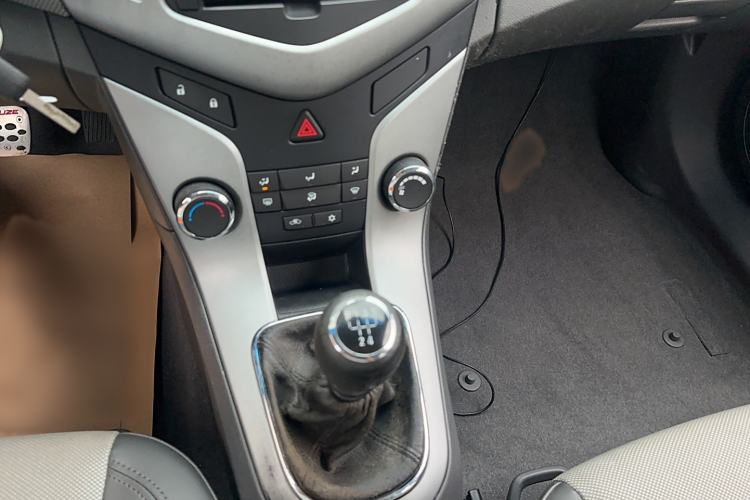 Used Chevrolet Cruze 2014 1.6L SL Millionth Anniversary Edition MT