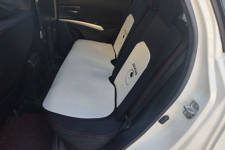 Used Suzuki S-Cross 2014 1.6L CVT Two-Wheel Drive Entry Model Left Rear Seat