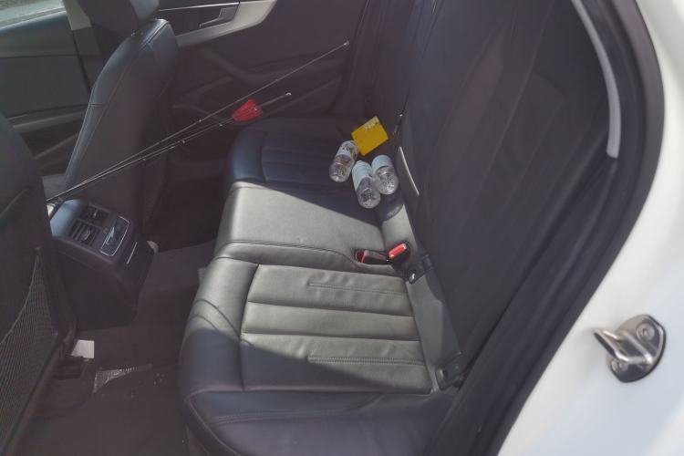 Used Audi A4L 2019 45 TFSI quattro Individual Sport Edition China VI
