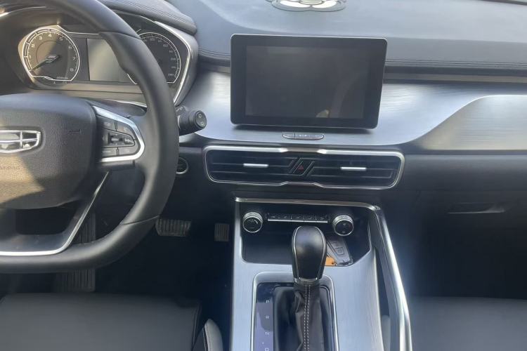 Used Geely Auto Coolray 2020 PRO 240T DCT Hunter
