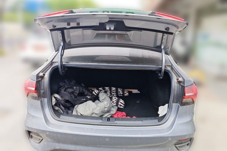 Used Roewe i5 2021 1.5L CVT Diamond Edition Trunk