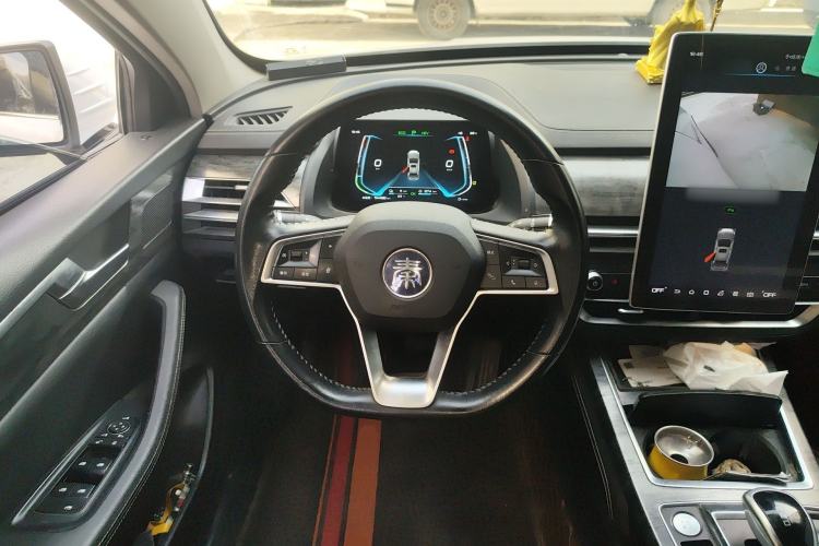 Used BYD Qin Pro New Energy 2018 DM 1.5TI Automatic Smart Connect Enjoyment Model Steering Wheel