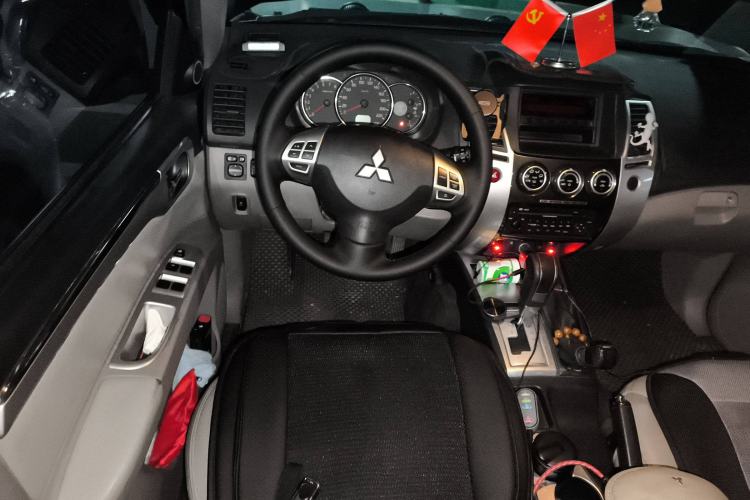 Used Mitsubishi Pajero Sport 2013 3.0L Automatic 4x4 Executive Edition