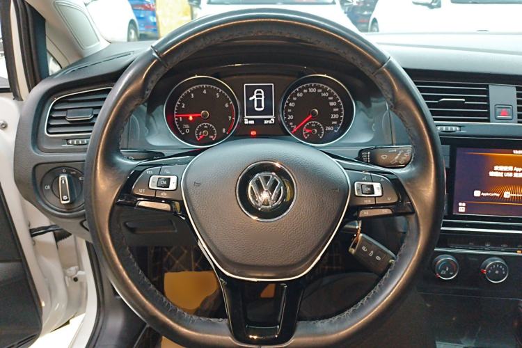 Used Volkswagen Golf 2019 1.6L Automatic Comfort Model China V Standard
