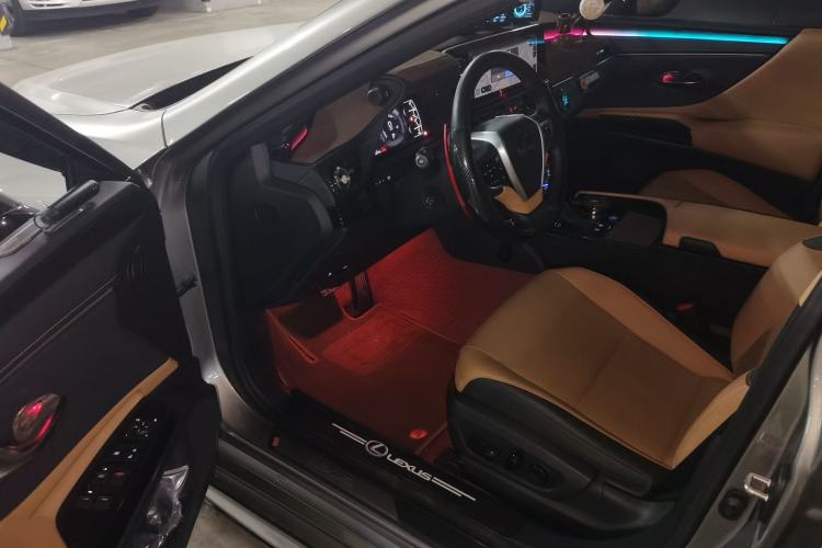 Used Lexus ES 2022 300h Excellence Edition