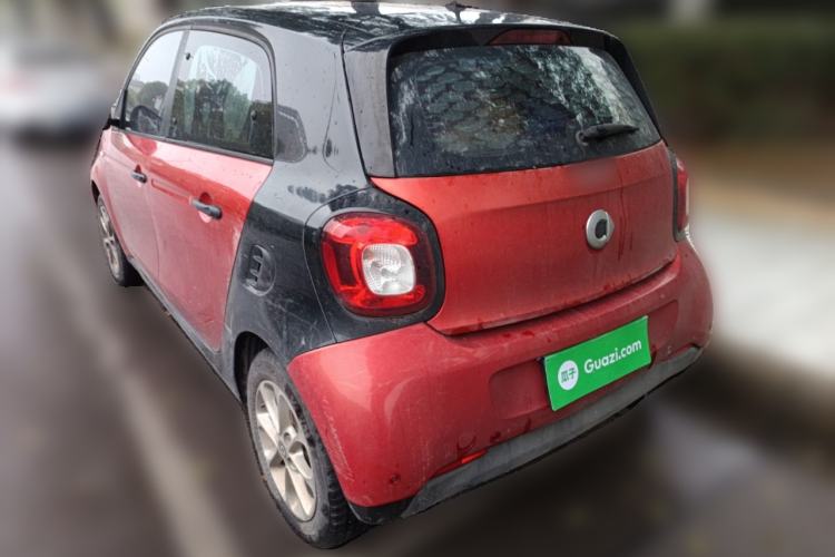 Used smart forfour 2016 1.0L 52 kW Dynamic Edition
