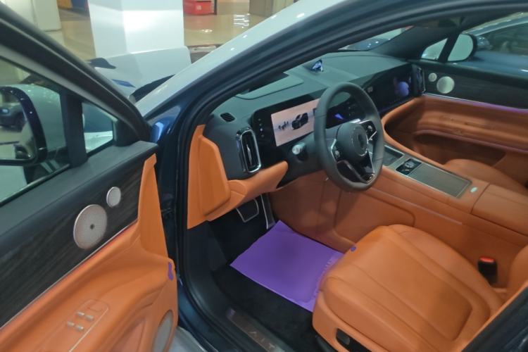 Used Hima AITO M9 2024 Range-Extended Ultra Version 42 kWh 6-Seater Model
