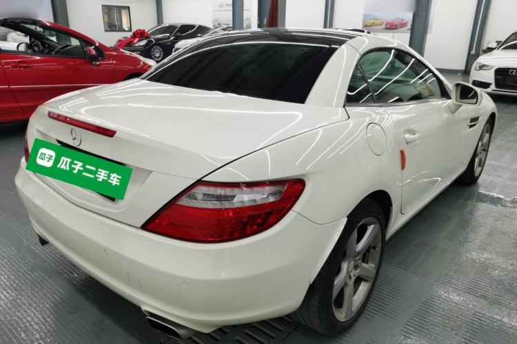 Used Mercedes-Benz SLK-Class 2011 SLK 200 Fashion Model
