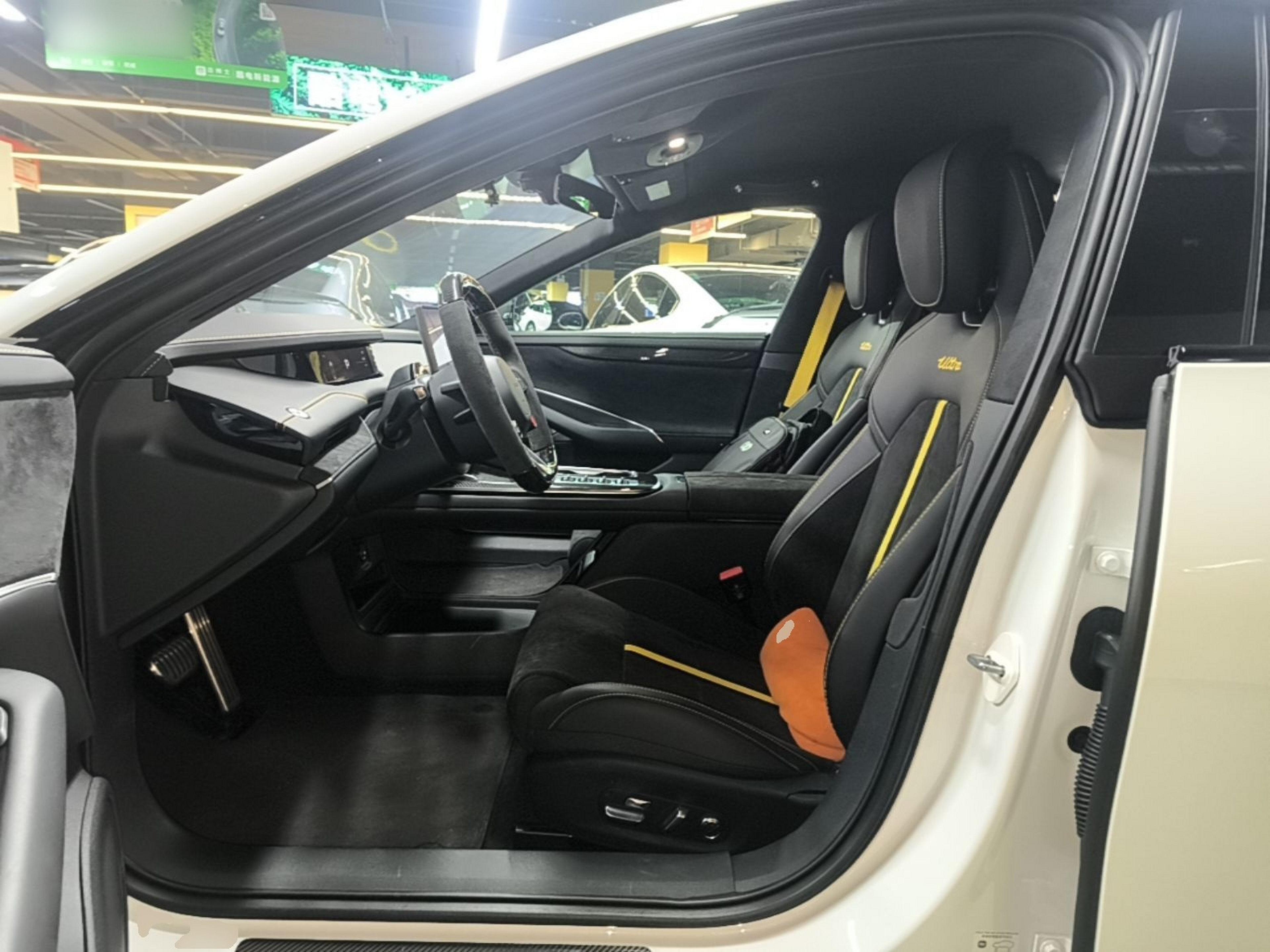 Avant de la voiture