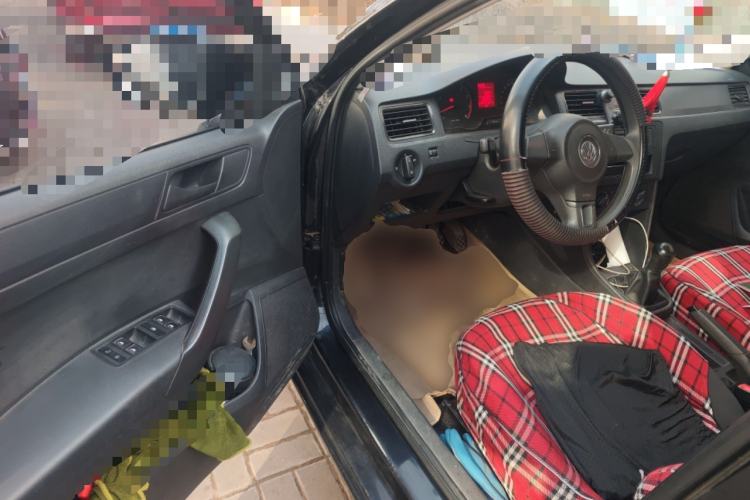 Used Volkswagen Santana 2013 1.6L Manual Fashion Edition
