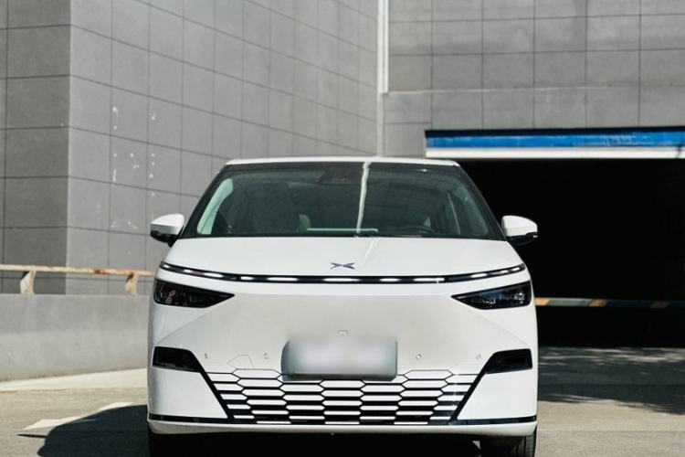 Used XPeng X9 2024 640 All-Wheel Drive High-Performance Max
