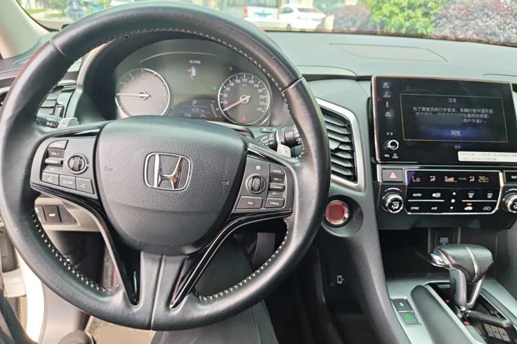 Used Honda Avancier 2019 240TURBO Two-Wheel Drive Comfort Version Center Console