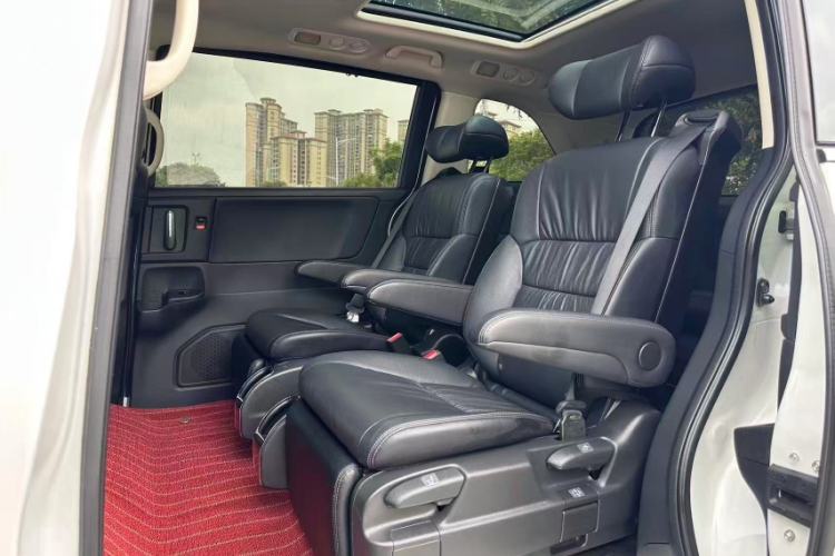 Used Honda Odyssey 2018 2.4L Luxury Edition Exterior 7