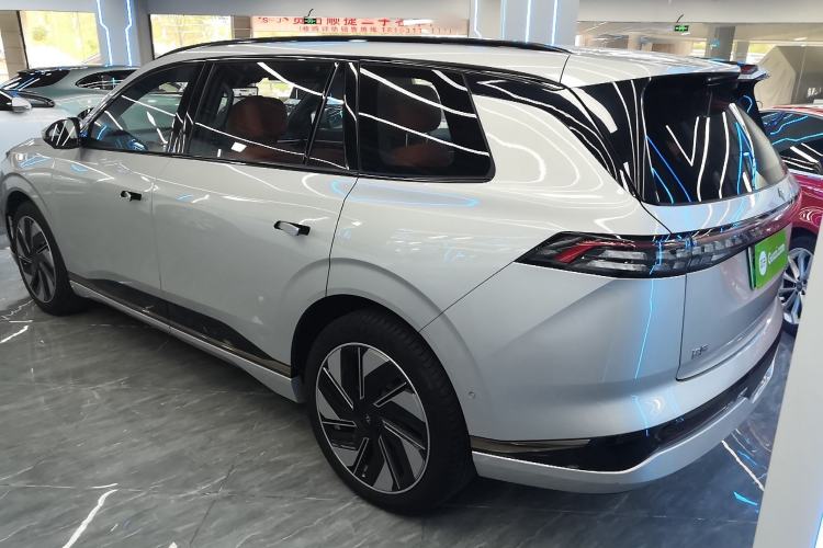 Used Dongfeng eπ eπ008 2024 636Max All-Electric Version 6 Seats
