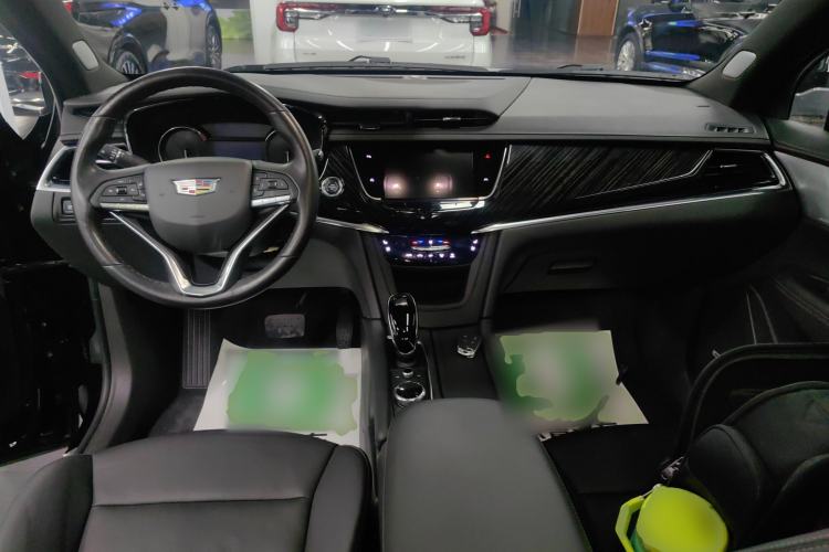 Used Cadillac XT6 2022 2.0T Six-Seater Four-Wheel Drive Luxury Version
