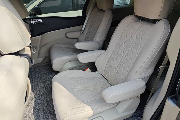 Used Buick GL8 2014 2.4L CT Luxury Business Comfort Edition
