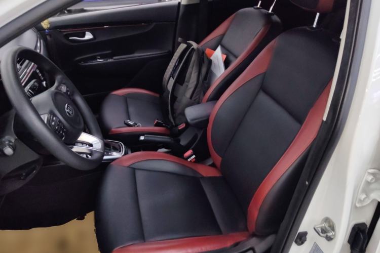 Used Kia KX Cross 2017 1.4L AT GLS Left Front Seat