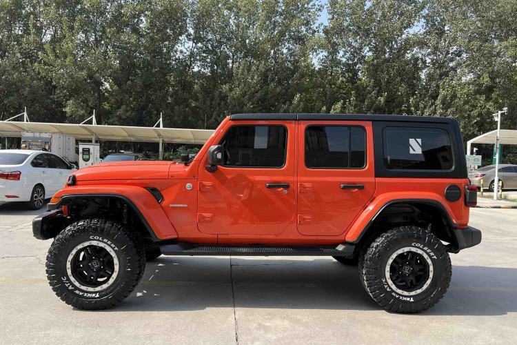 Used Jeep Wrangler 2018 2.0T Sahara Four-Door Edition