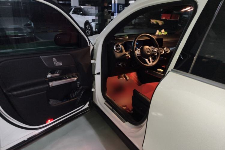 Used Mercedes-Benz GLB 2020 Updated GLB 200 Dynamic Edition Driver Seat