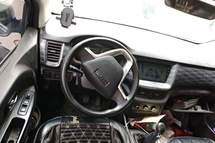 Used Jinbei Gold Hiace 2021 2.0L Passenger Vehicle Engineering Lion 6 Seats