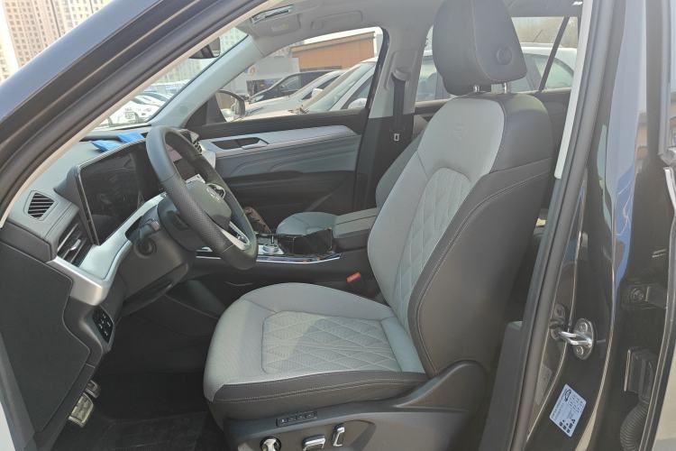 Used Volkswagen Tavendor 2024 Facelifted 380TSI All-Wheel Drive R-Line Cruise Premium Edition