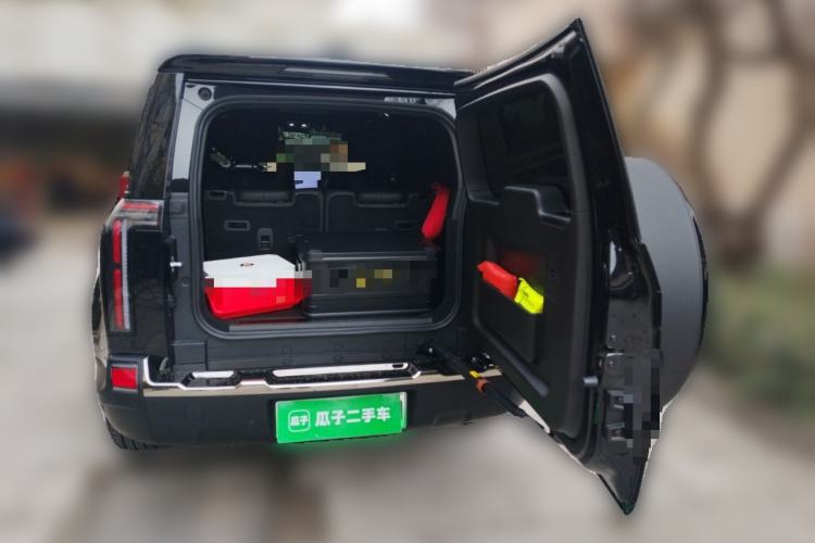 Used Polestones 01 2023 Deluxe 6-Seater Version