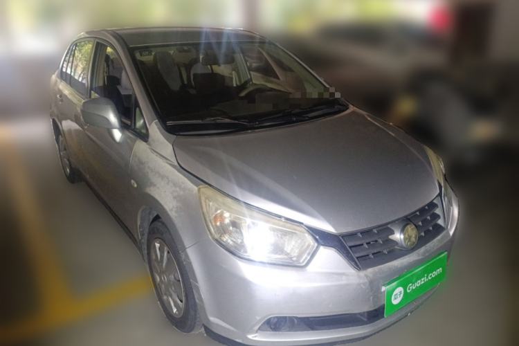 Used Venucia D50 2013 1.6L Manual Fashion Edition Front Right 45 Deg